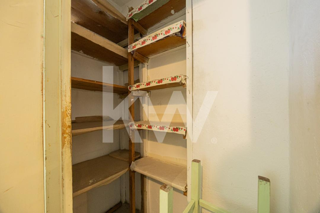 Vânzare apartament cu 4 camere - zona Calea București