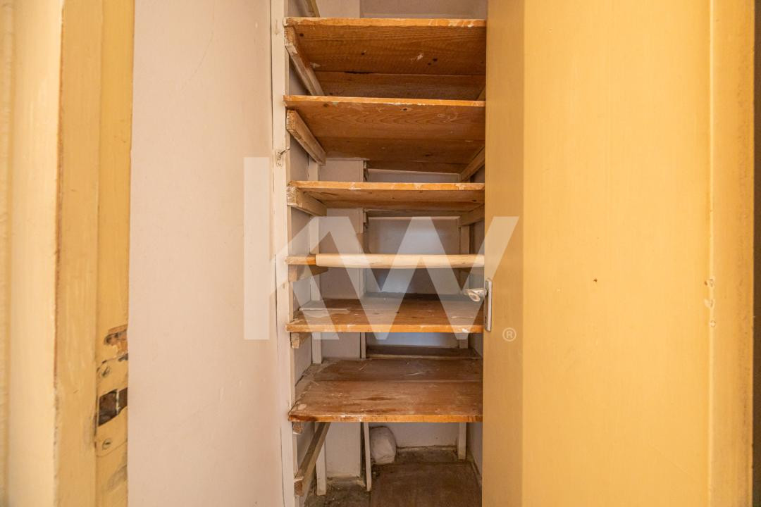 Vânzare apartament cu 4 camere - zona Calea București