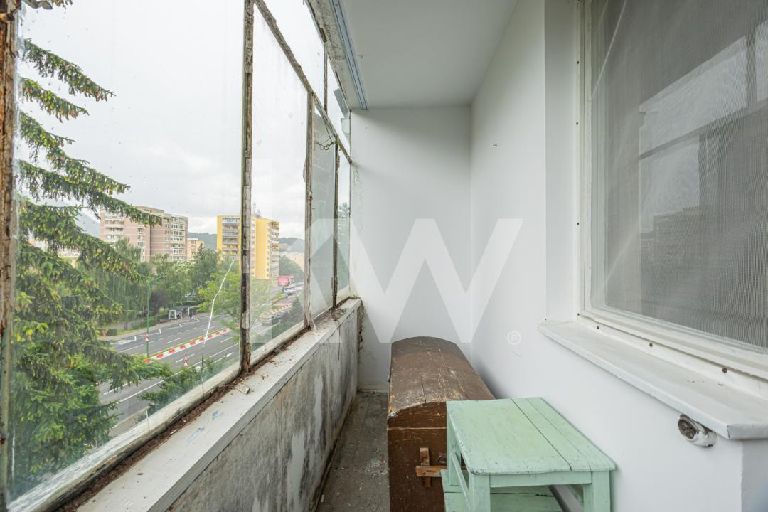 Vânzare apartament cu 4 camere - zona Calea București