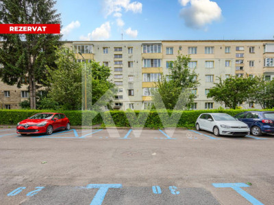 REZERVAT - Vânzare apartament cu 4 camere - zona Calea București