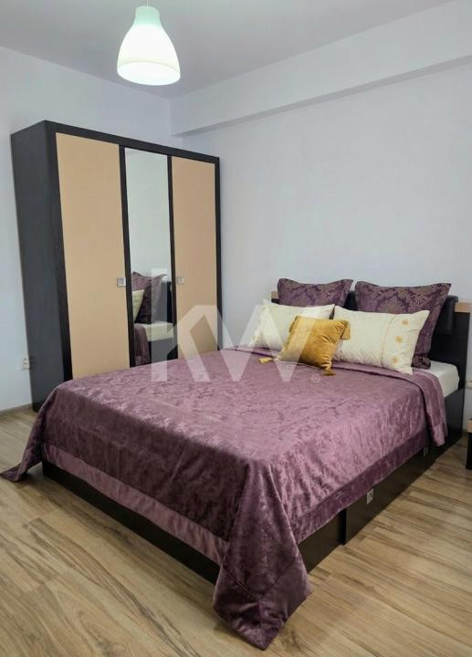 Apartament 3 camere cu parcare si grădină în Tractorul
