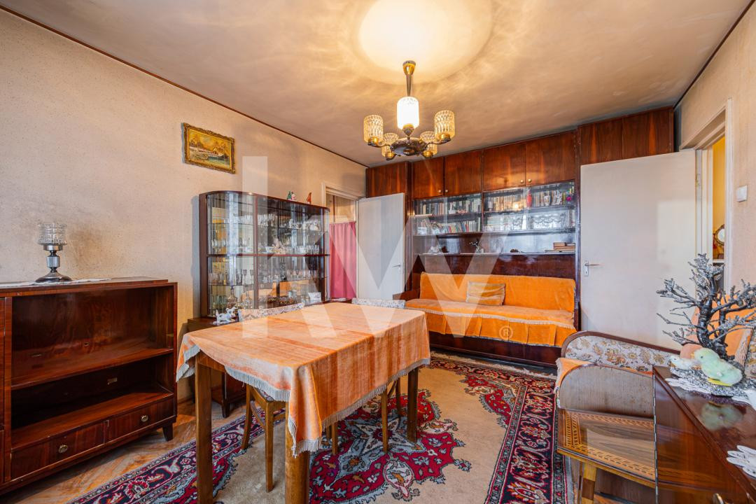 Vânzare apartament cu 2 camere, semidecomandat, strada Avram Iancu