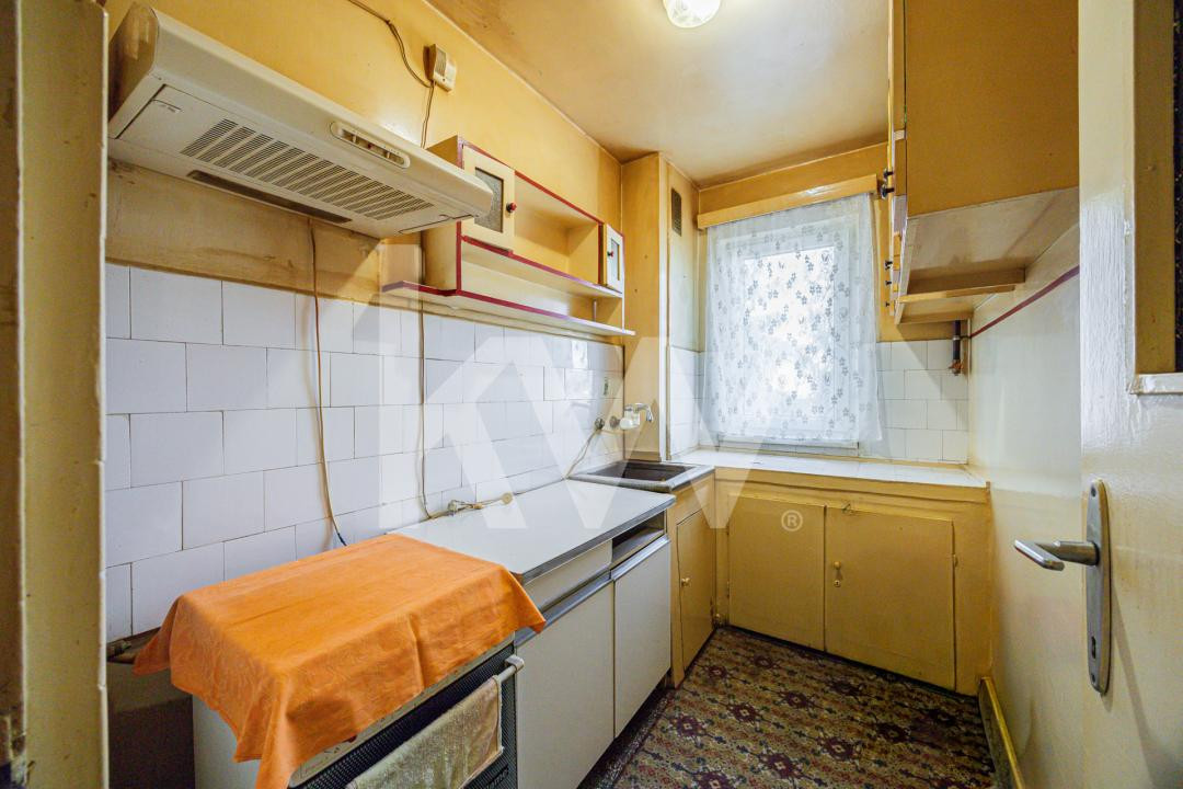 Vânzare apartament cu 2 camere, semidecomandat, strada Avram Iancu