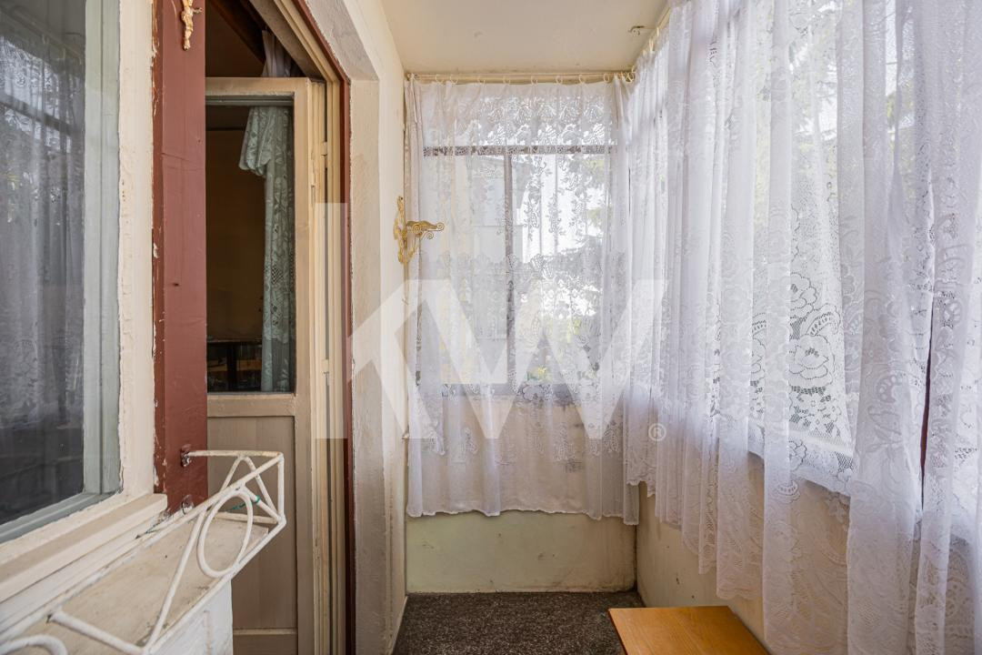 Vânzare apartament cu 2 camere, semidecomandat, strada Avram Iancu