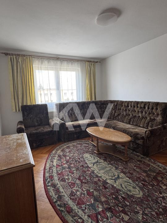 Convenibil & Accesibil ! 2 camere cart Florilor 300 euro