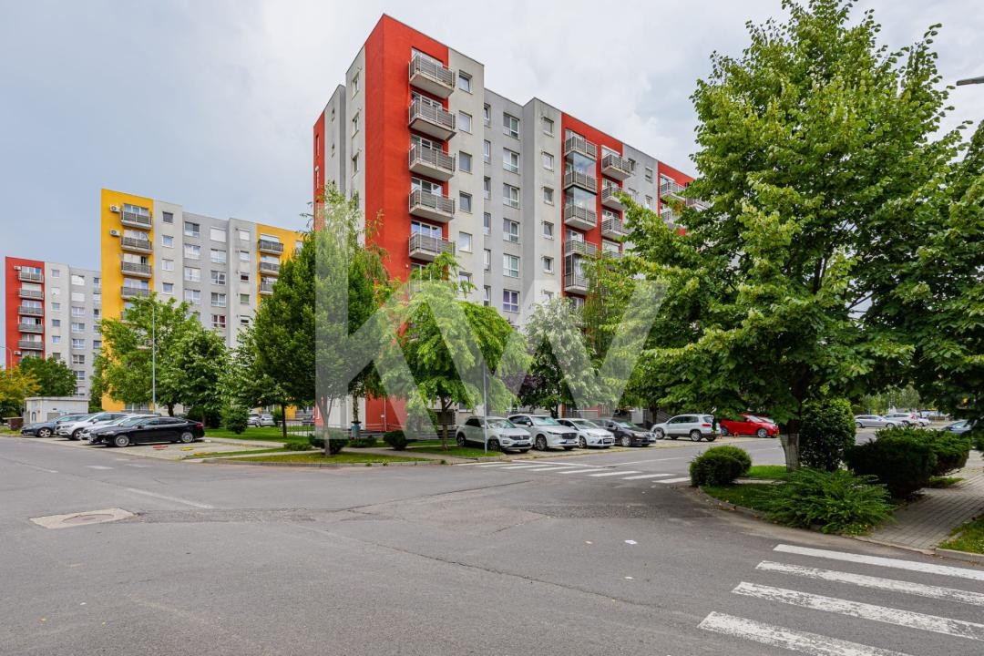 Apartament 3 camere | Loc de parcare | Boxă dublă