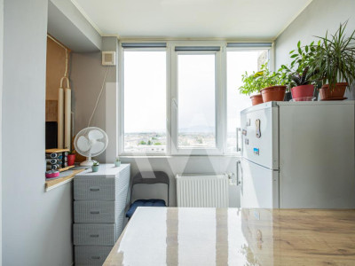 Garsonieră renovată | Complet mobilată | Zona Tractorul - comision 0%!