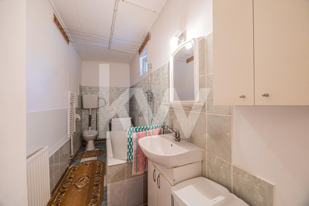 Cernatu, casă cu teren de 1000 mp
