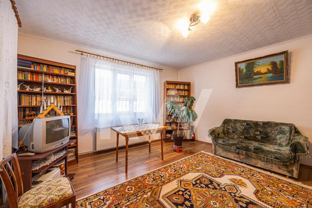 Cernatu, casă cu teren de 1000 mp