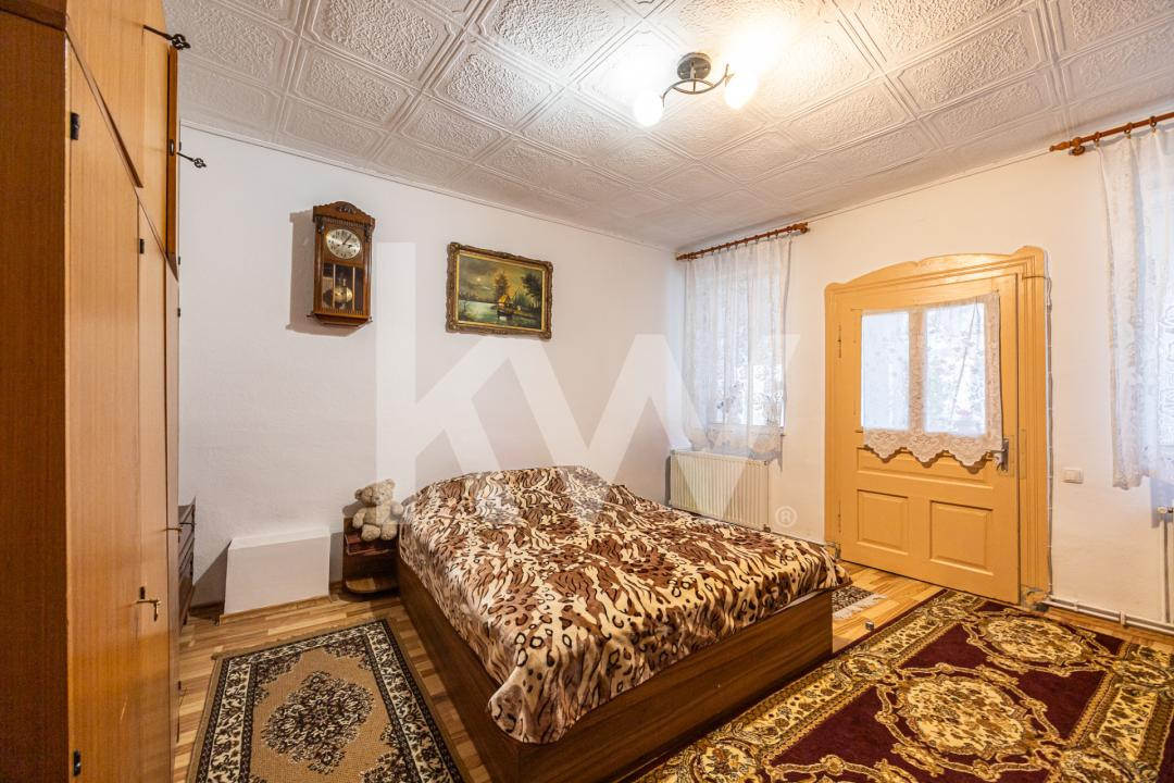 Cernatu, casă cu teren de 1000 mp