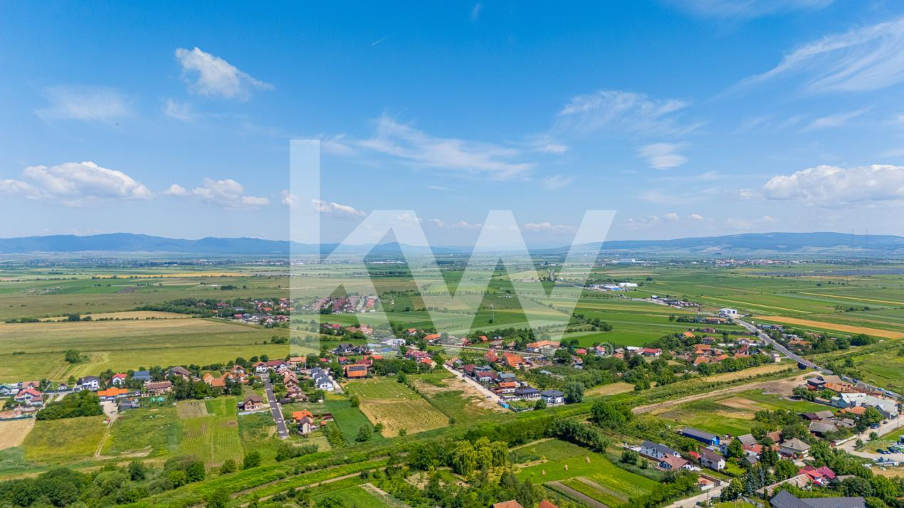 Teren intravilan 1.950 mp | Stupini, Brașov | Inchiriere exclusiv pe termen lung