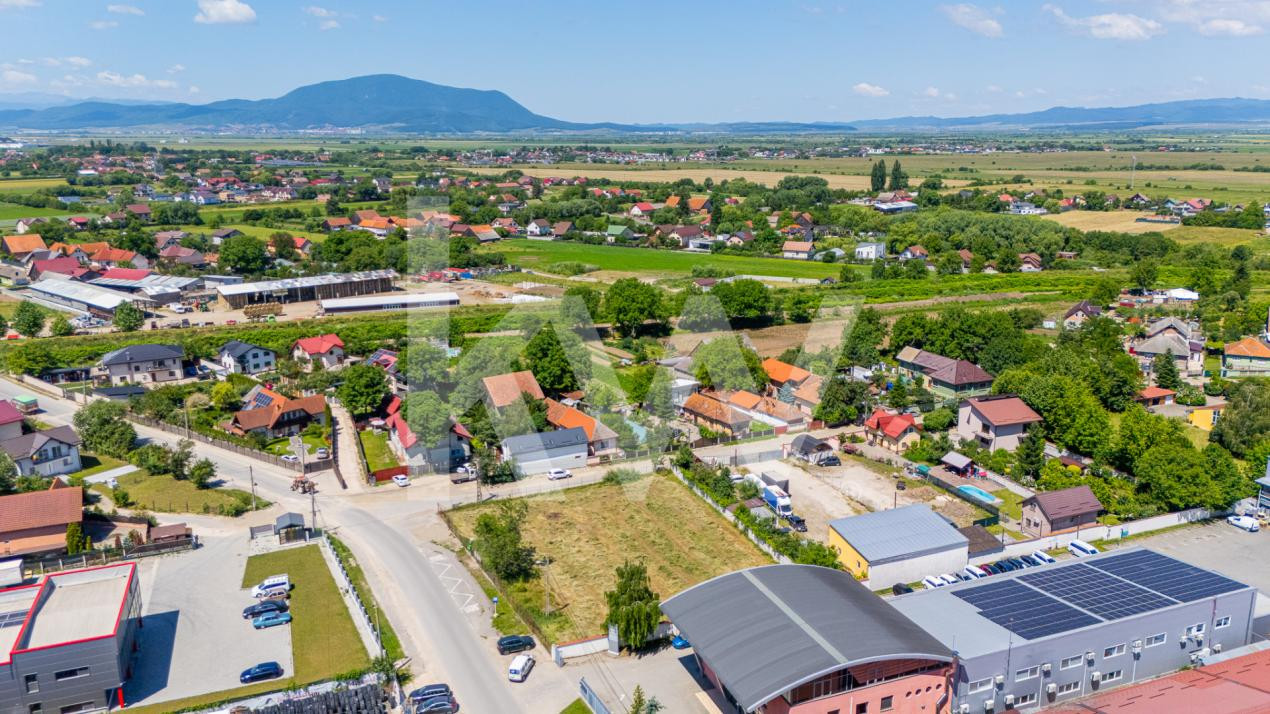 Teren intravilan 1.950 mp | Stupini, Brașov | Inchiriere exclusiv pe termen lung