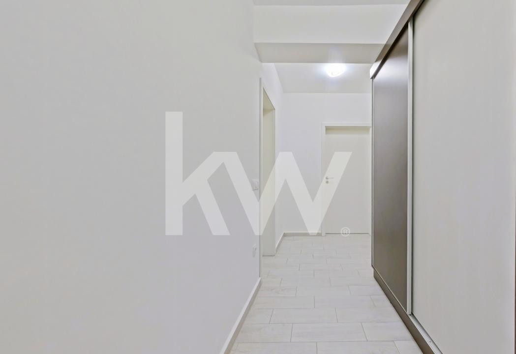 Apartament 2 camere  de inchiriat, Avantgarden, Faza 4, Loc parcare + Boxa 