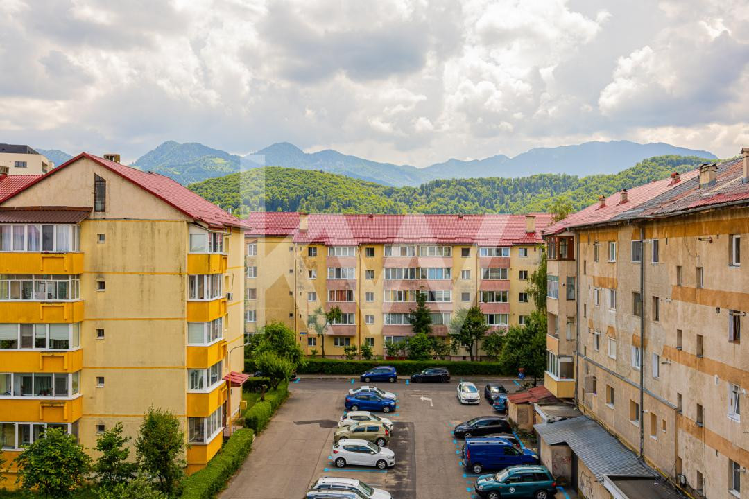 Apartament 3 camere bloc vila, Noua