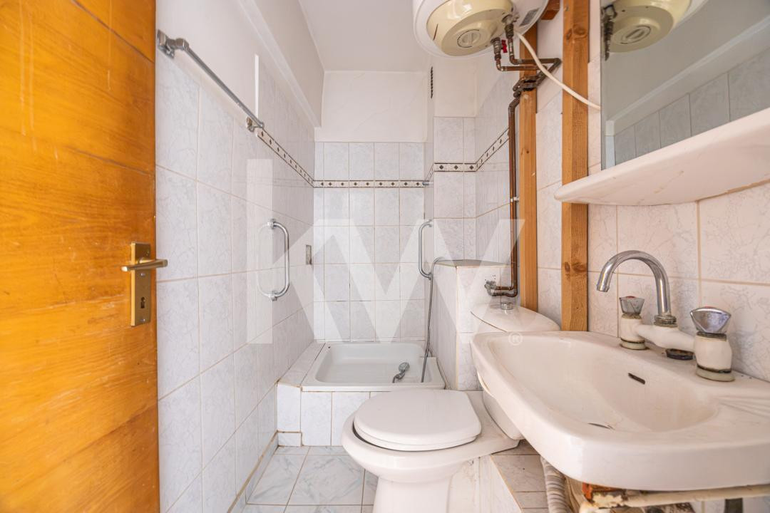 Apartament 3 camere bloc vila, Noua