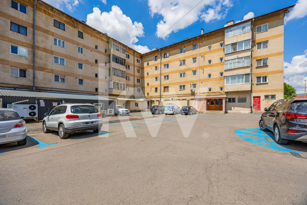 Apartament 3 camere bloc vila, Noua