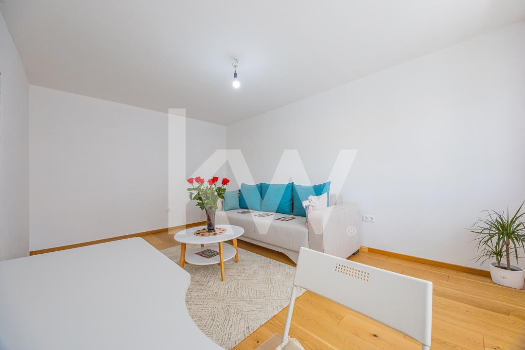 Apartament 2 camere renovat, Tractorul – zona Cerna