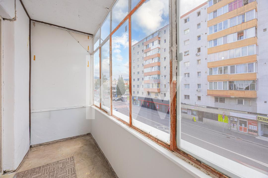 Apartament 2 camere renovat, Tractorul – zona Cerna