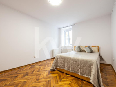 Apartament in vila, 3 camere –  Centrul Vechi - Piata Unirii – 0% comision