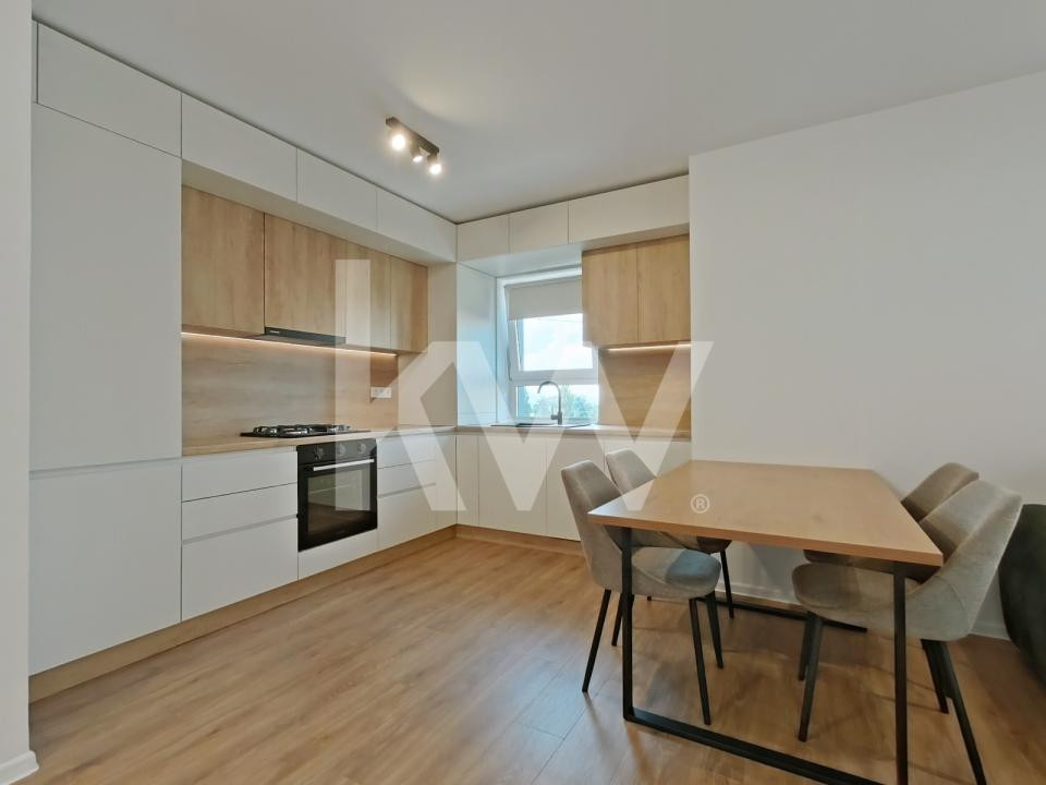 Închiriere apartament cu 3 camere - Zona Tractorul