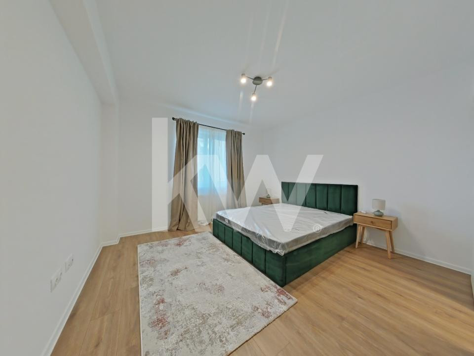 Închiriere apartament cu 3 camere - Zona Tractorul