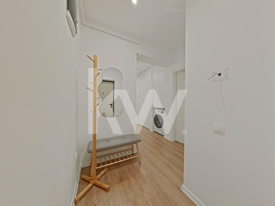 Închiriere apartament cu 3 camere - Zona Tractorul