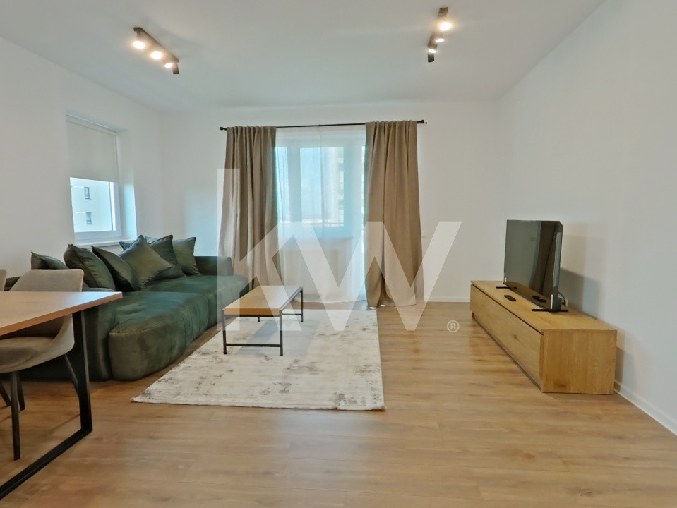 Închiriere apartament cu 3 camere - Zona Tractorul