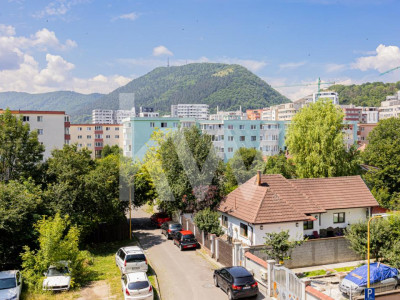 Garsonieră decomandată, 39 mp, bloc de apartamente - zona Calea București