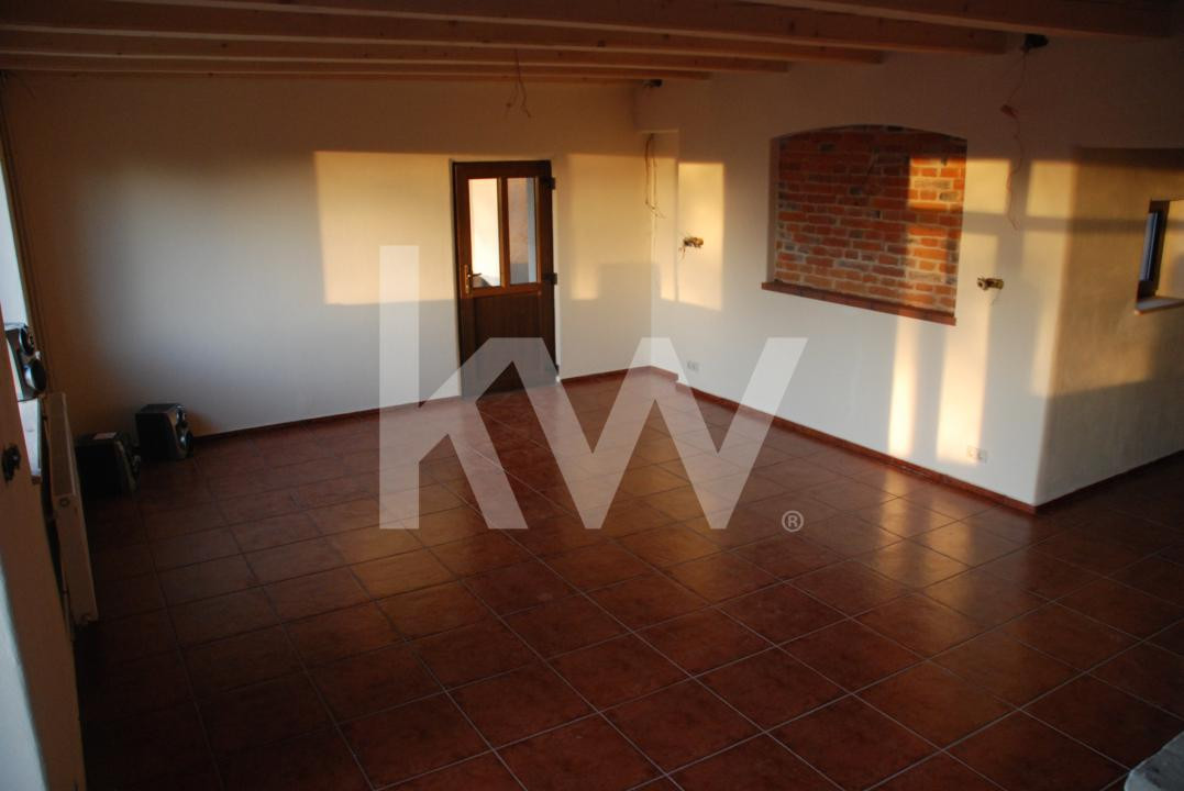 Casa saseasca, 2500 mp teren, 2 fronturi stradale – Cristian – 0% comision