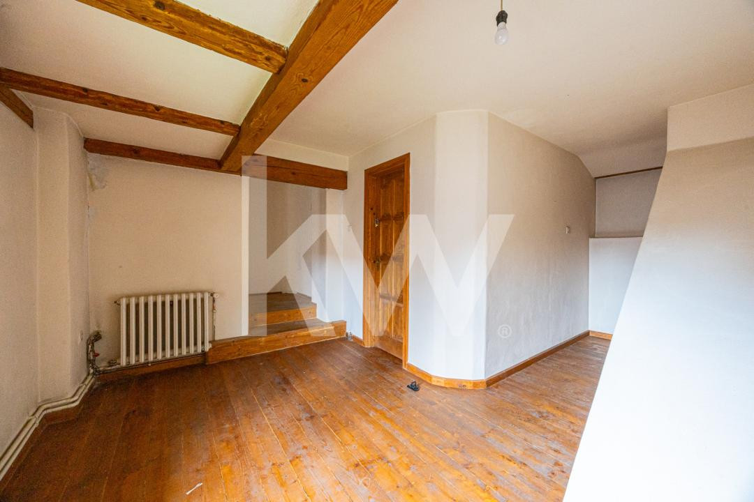 Casa saseasca, 2500 mp teren, 2 fronturi stradale – Cristian – 0% comision