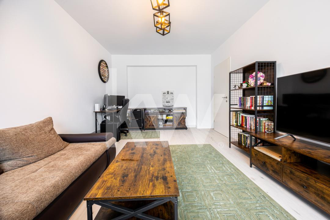 Vânzare apartament cu 3 camere, decomandat, Casa Nobel – Zona Tractorul