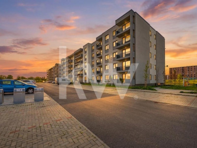 Vânzare apartament cu 3 camere, decomandat, Casa Nobel – Zona Tractorul