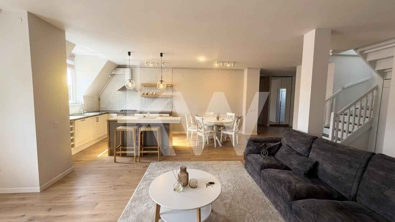 Penthouse superb pe 2 niveluri - Zona Semicentrala 