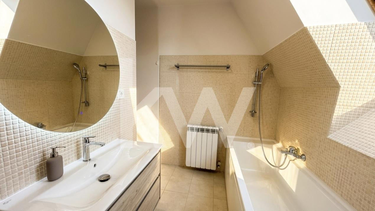 Penthouse superb pe 2 niveluri - Zona Semicentrala 