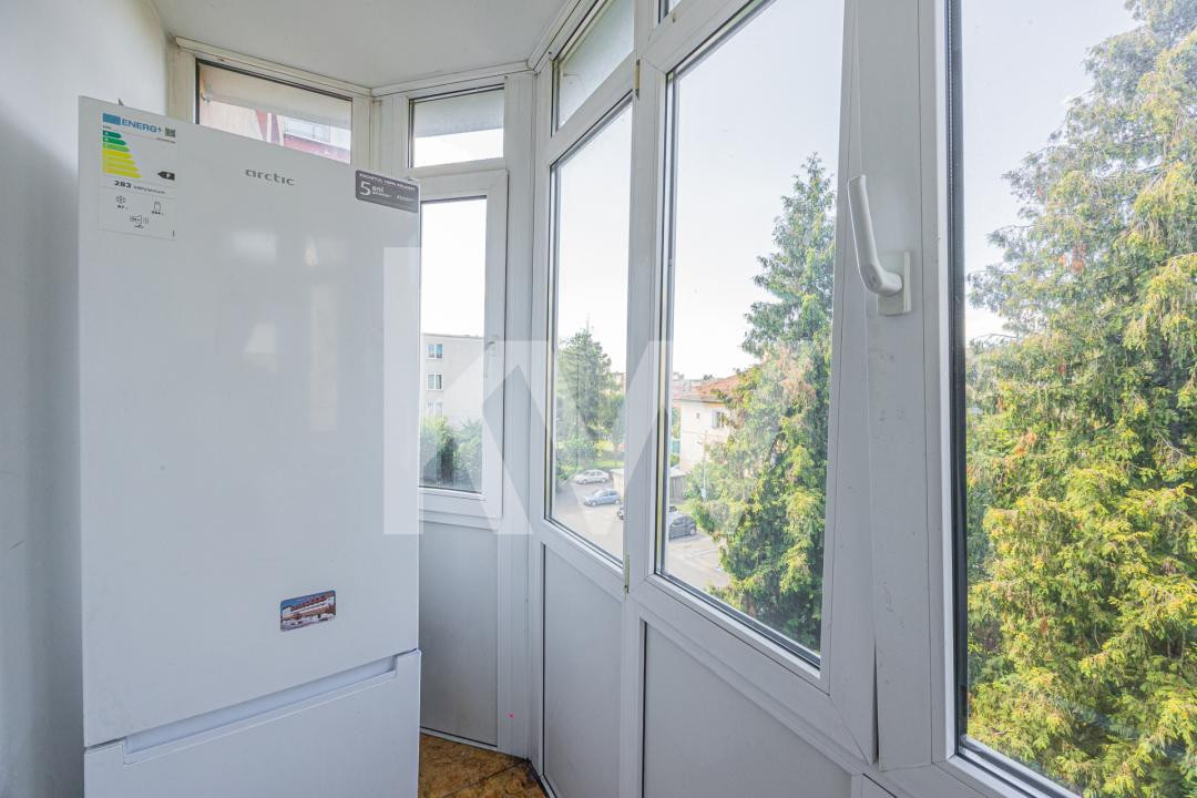 Vânzare apartament cu 2 camere,  2 balcoane, decomandat - zona Tractorul