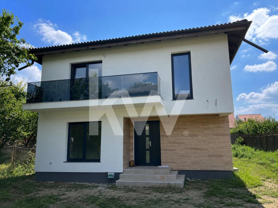 Casă inteligentă cu design modern și spațiu generos, COMISION 0%