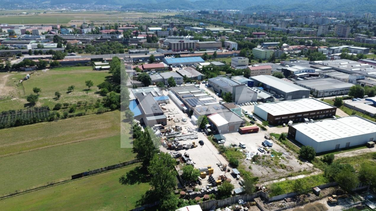 Hala industriala Uzina 2 cu teren betonat de 4500 mp
