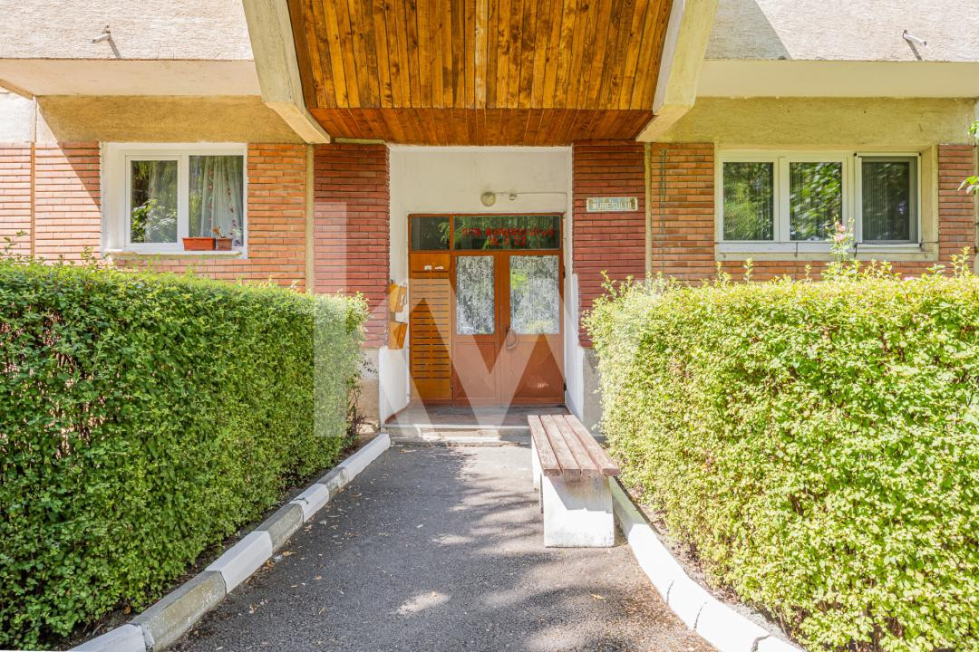 Apartament 3 camere, structură generoasă, Răcădău - Penny