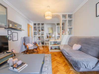 Apartament 3 camere, structură generoasă, Răcădău - Penny