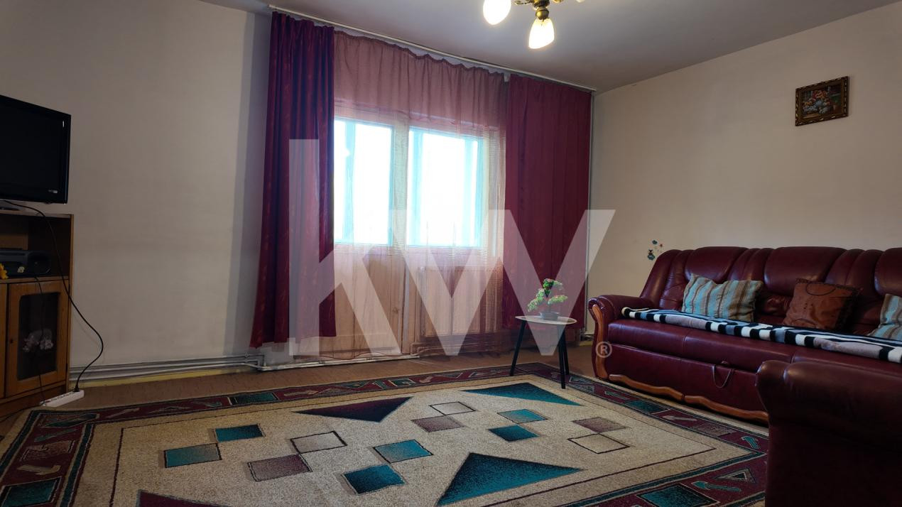 Închiriere apartament 3 camere, mobilat și utilat - zona Răcădău
