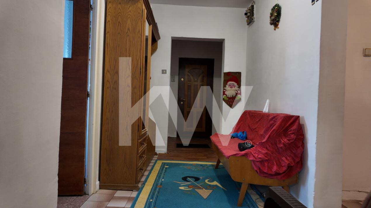 Închiriere apartament 3 camere, mobilat și utilat - zona Răcădău