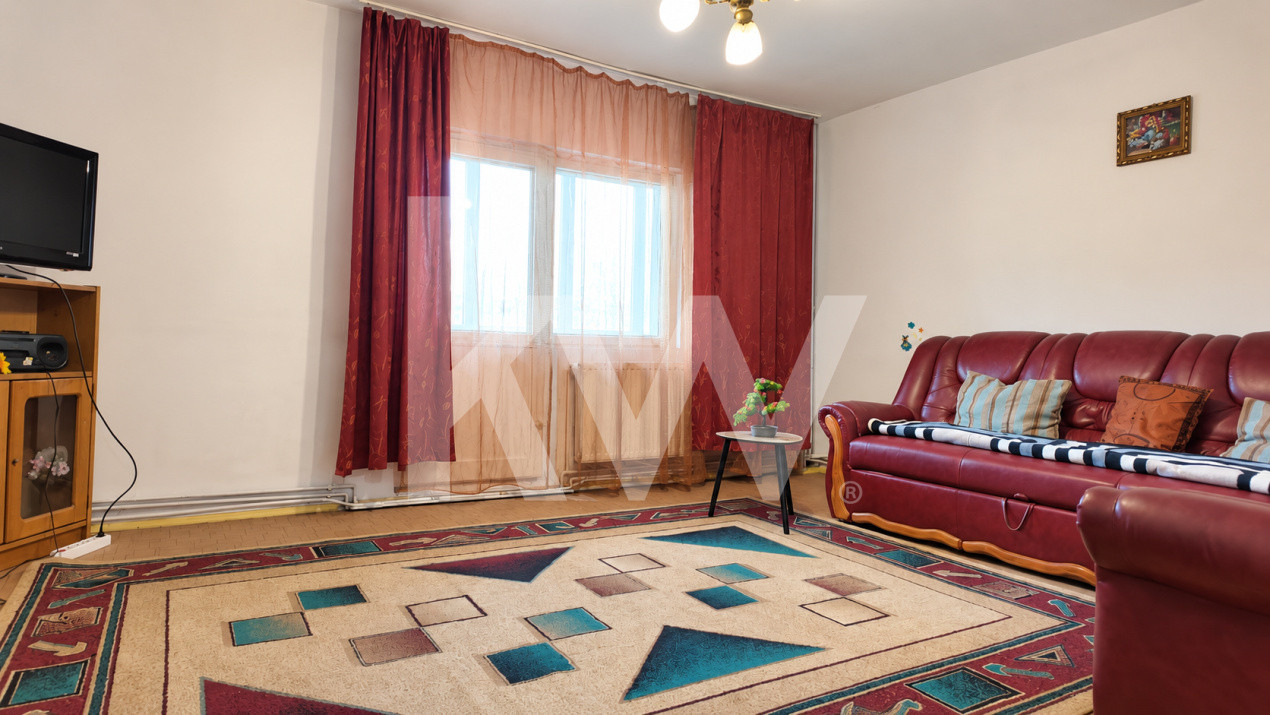 Închiriere apartament 3 camere, mobilat și utilat - zona Răcădău