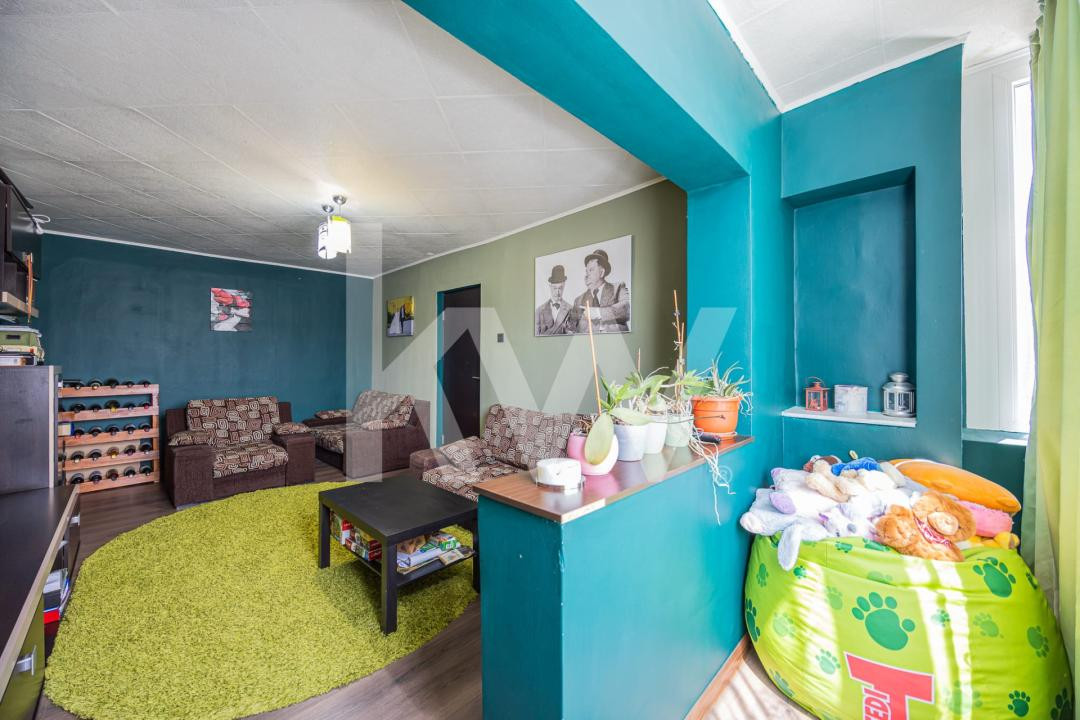 Apartament 2 camere,decomandat-Zona Tractorul