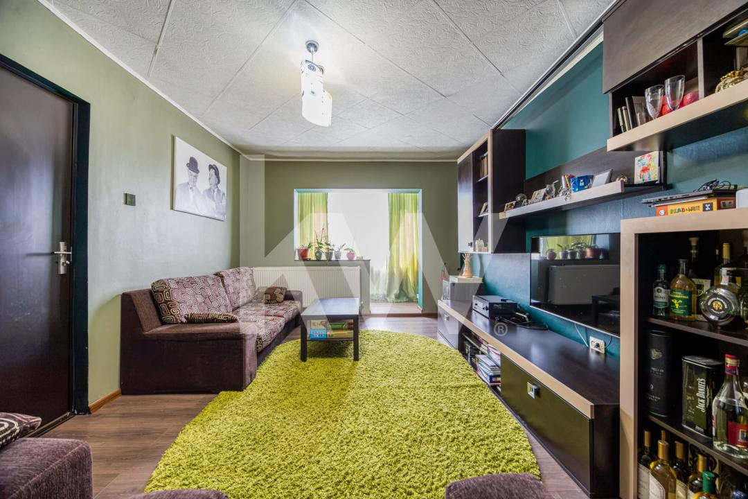 Apartament 2 camere,decomandat-Zona Tractorul