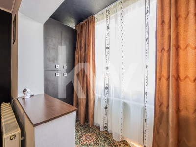 Apartament 2 camere,decomandat-Zona Tractorul