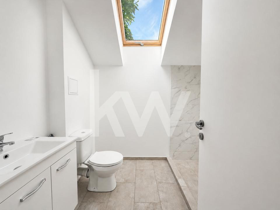 Apartament - 3 camere, bloc nou  Stupini