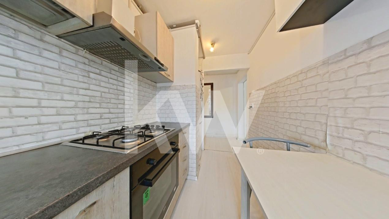 Apartament 3 camere – Bulevardul Griviței (BRASOV)