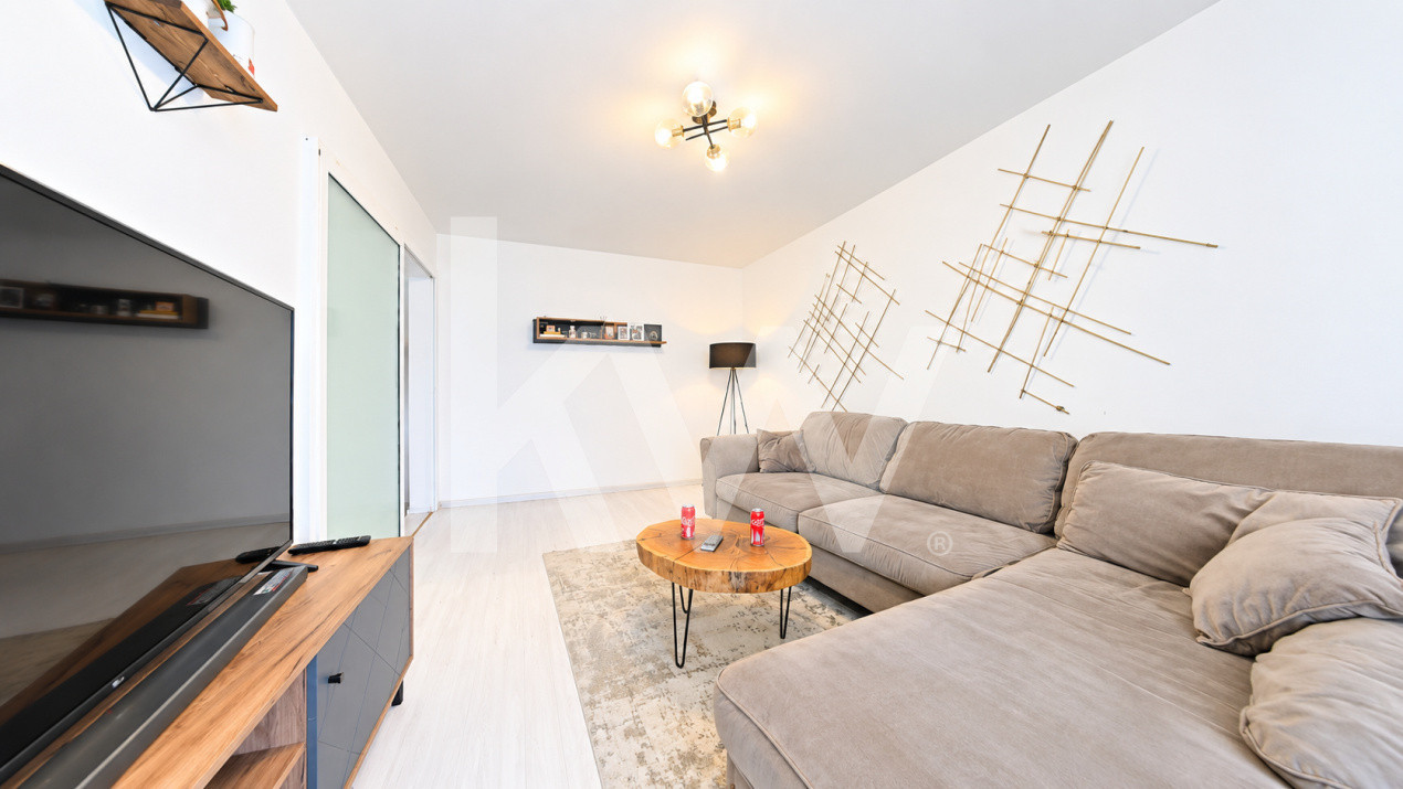 Vânzare apartament cu 3 camere, decomandat, mobilat si utilat - Bld. Griviței