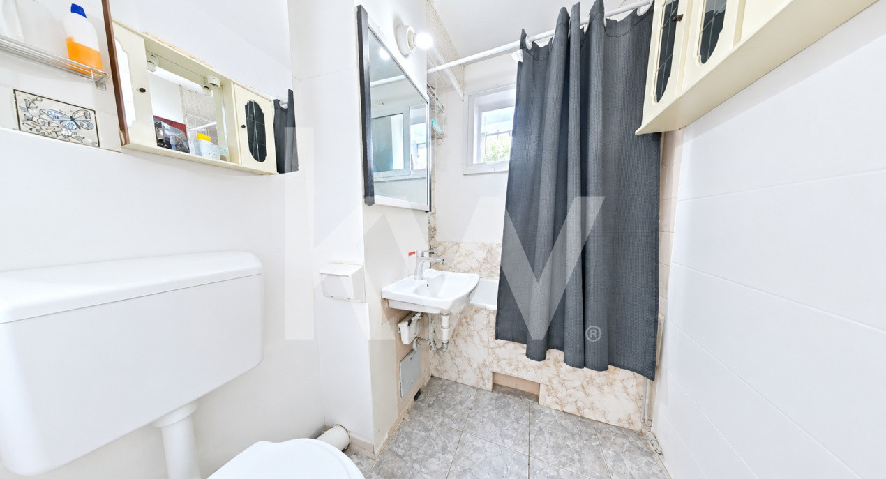 Vânzare apartament cu 3 camere, decomandat, mobilat si utilat - Bld. Griviței