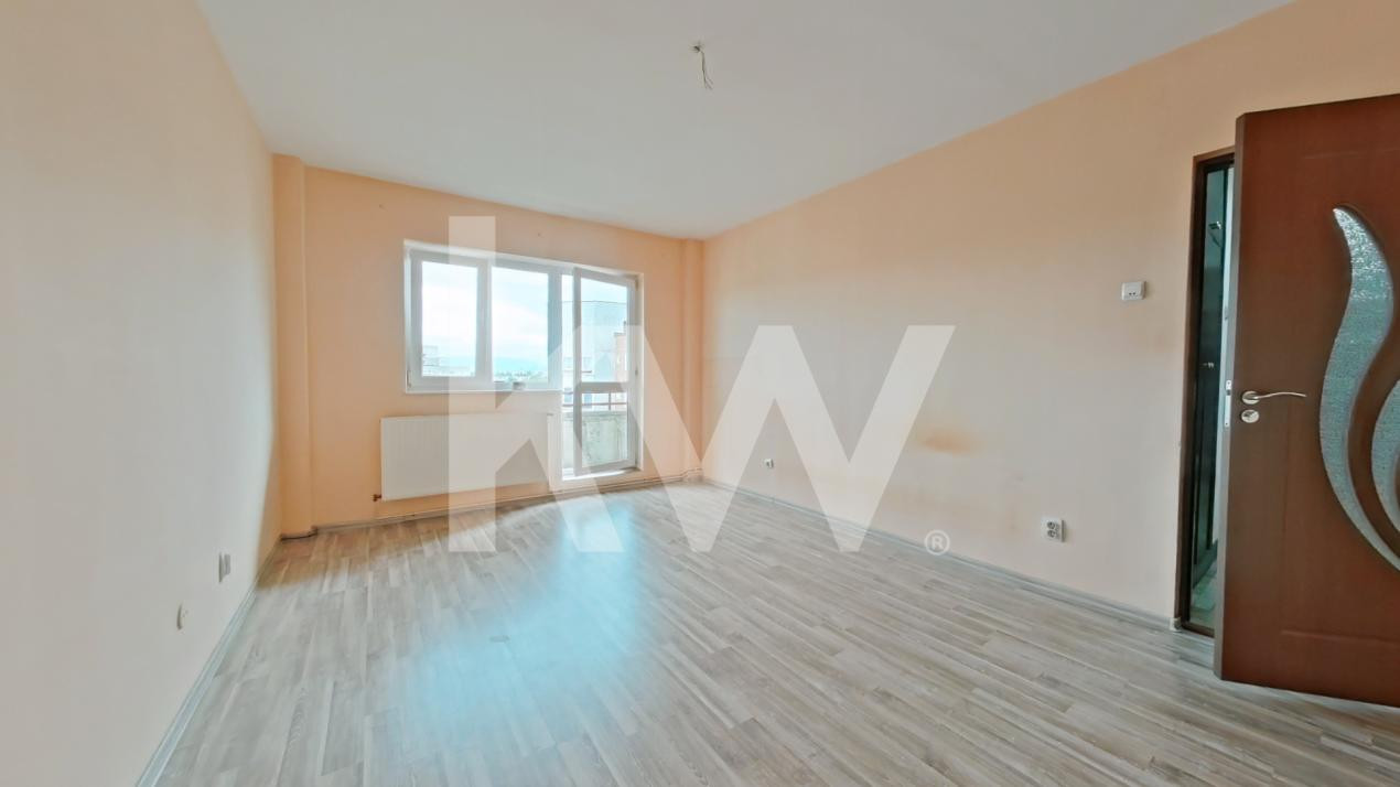 Apartament 3 camere de vânzare – Calea București, Brașov